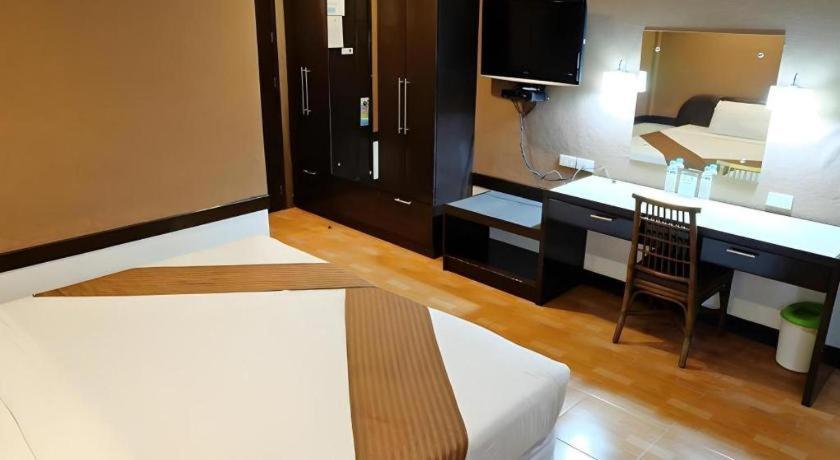 Holiday Spa Hotel Cebu Eksteriør bilde